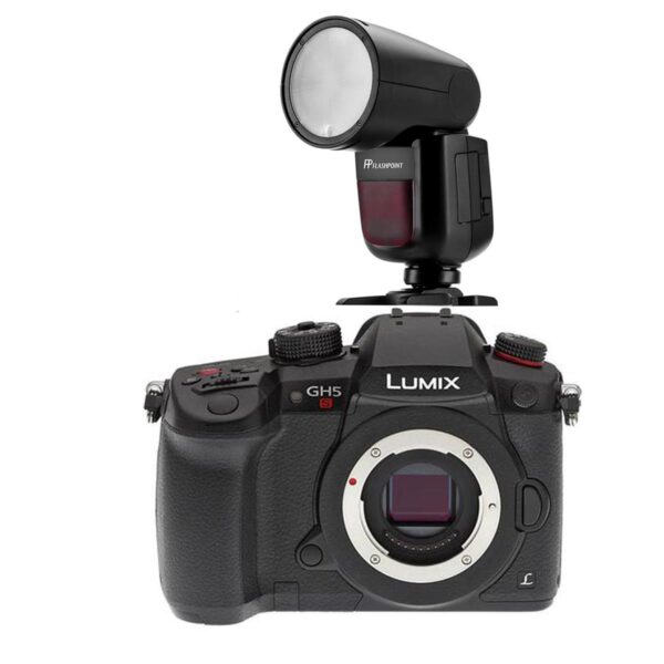 Panasonic Lumix DC-GH5s Mirrorless Body WFP Zoom Li-on X R2 TTL Round Flash